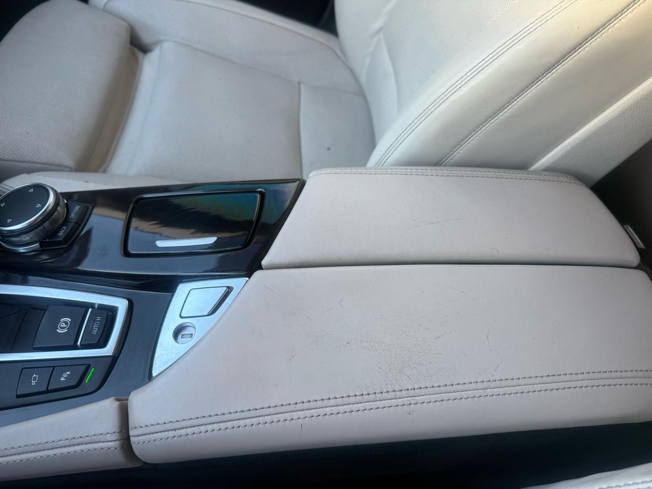 BMW 5 Series 4dr Sdn 528i RWD 2016