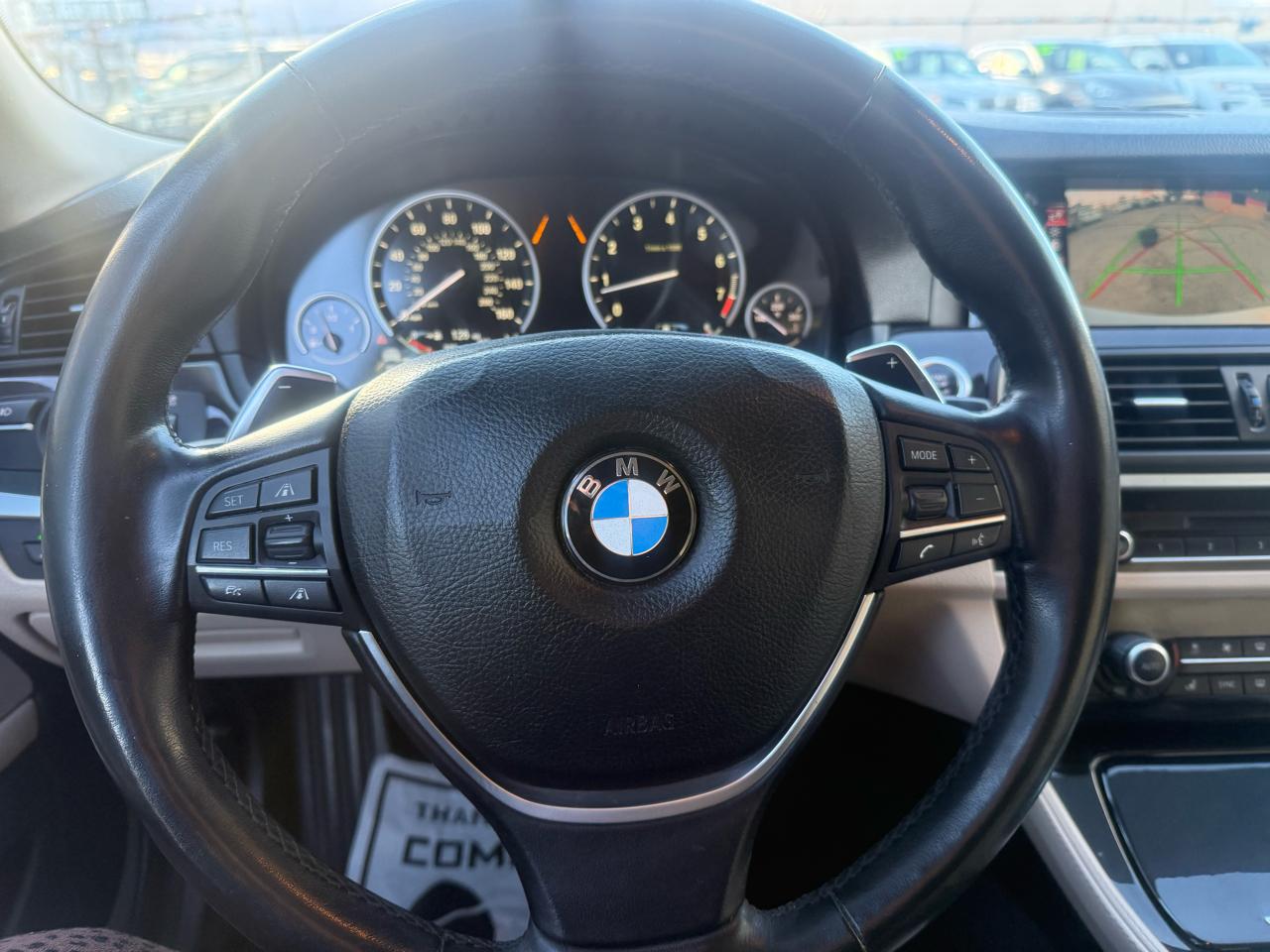 BMW 5 Series 4dr Sdn 528i RWD 2016