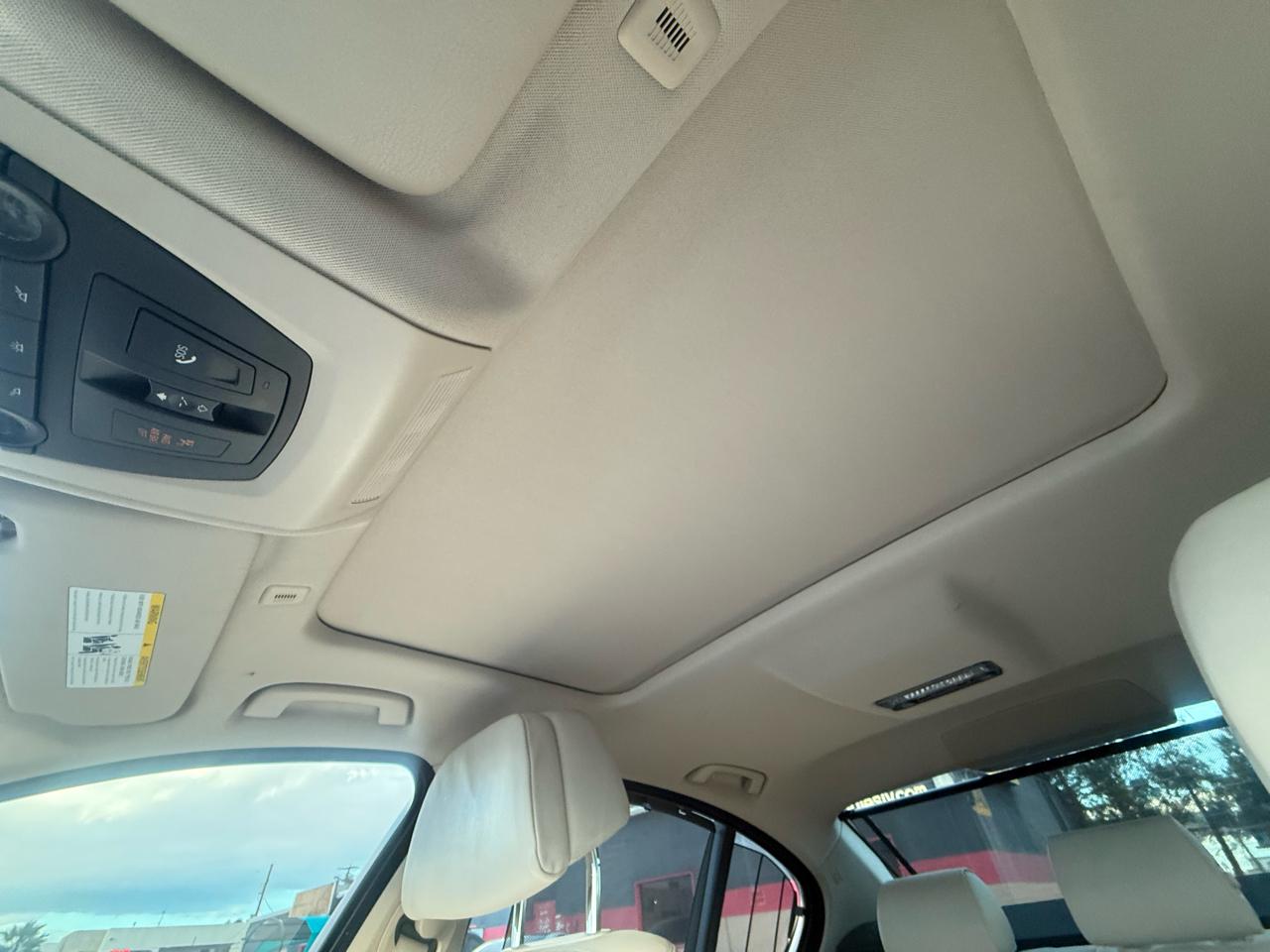 BMW 5 Series 4dr Sdn 528i RWD 2016