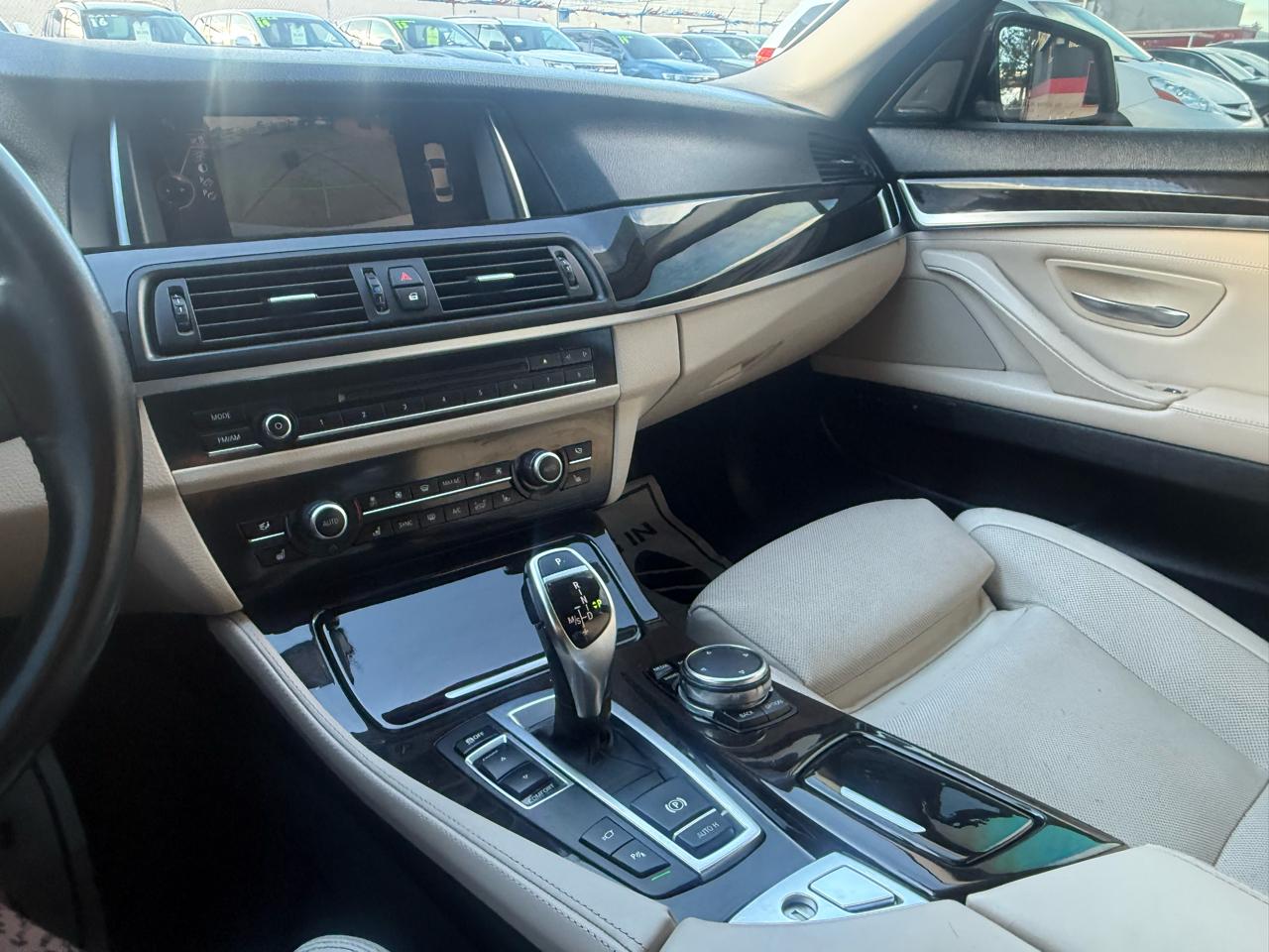 BMW 5 Series 4dr Sdn 528i RWD 2016