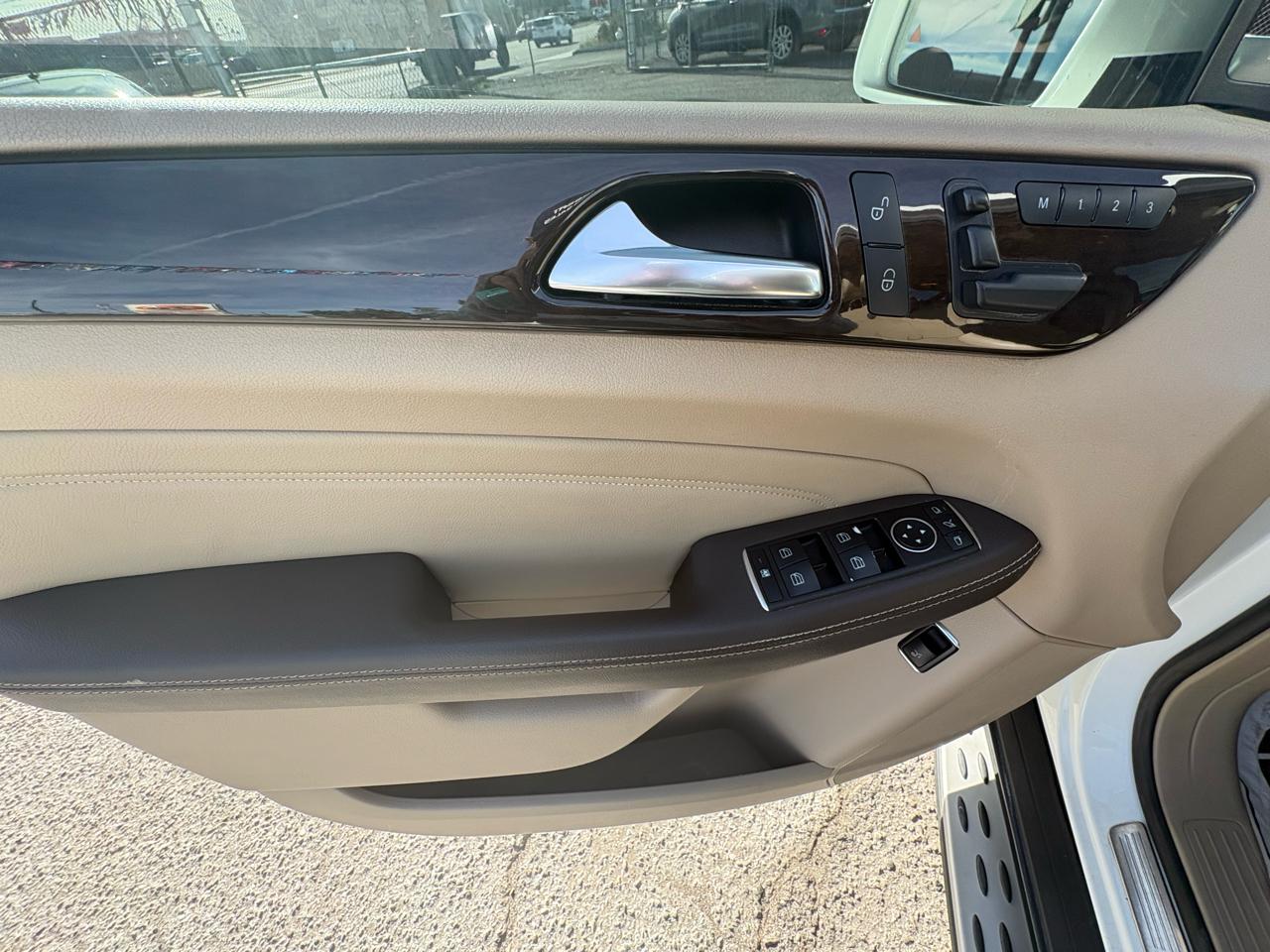 Mercedes-Benz M-Class RWD 4dr ML 350 2015