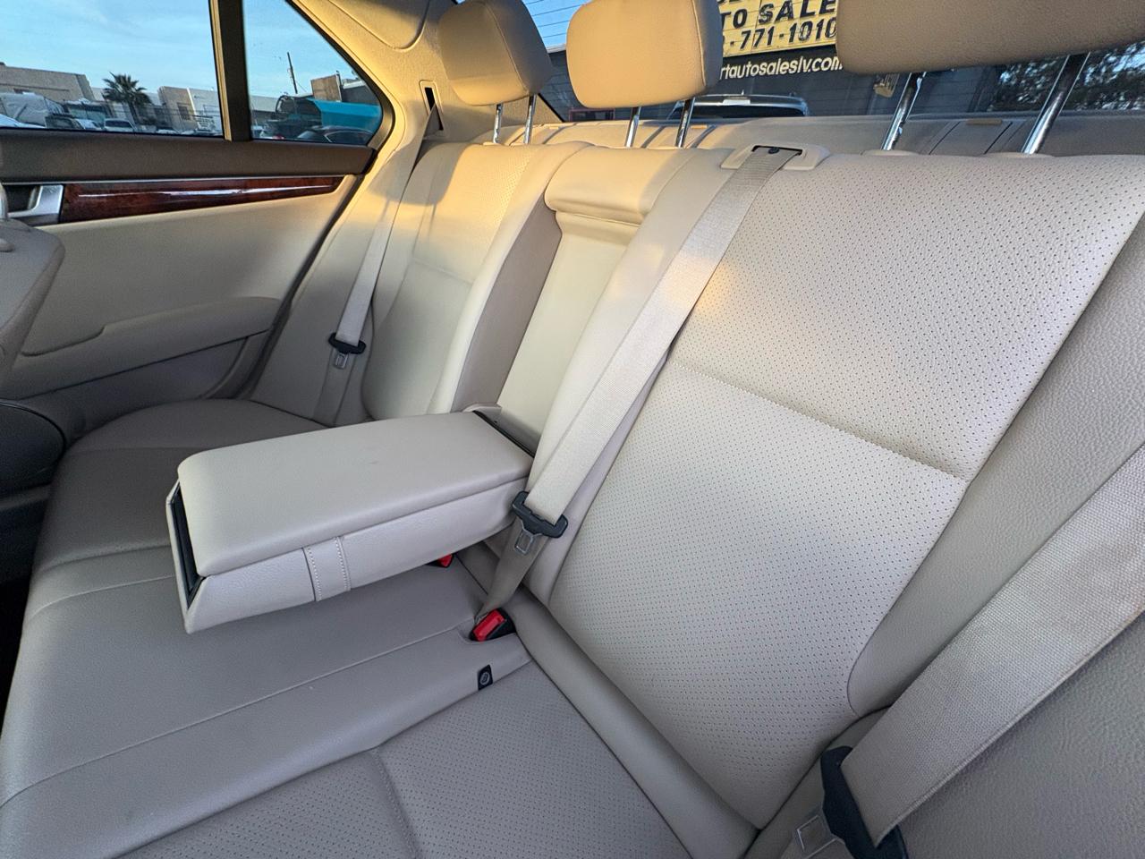 Mercedes-Benz C-Class 4dr Sdn C 250 Sport RWD 2012