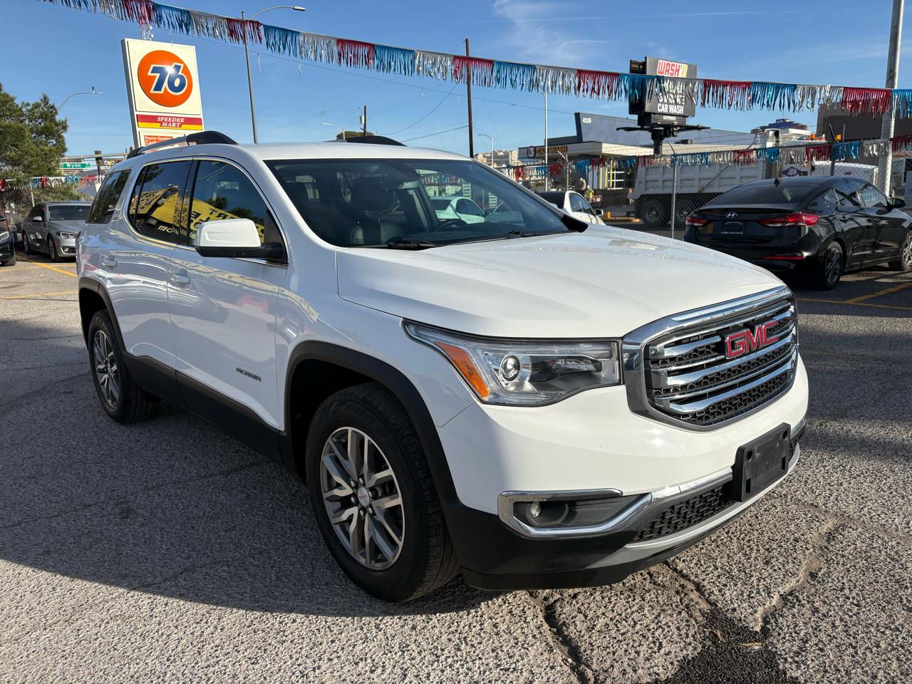 GMC Acadia FWD 4dr SLT w/SLT-1 2017