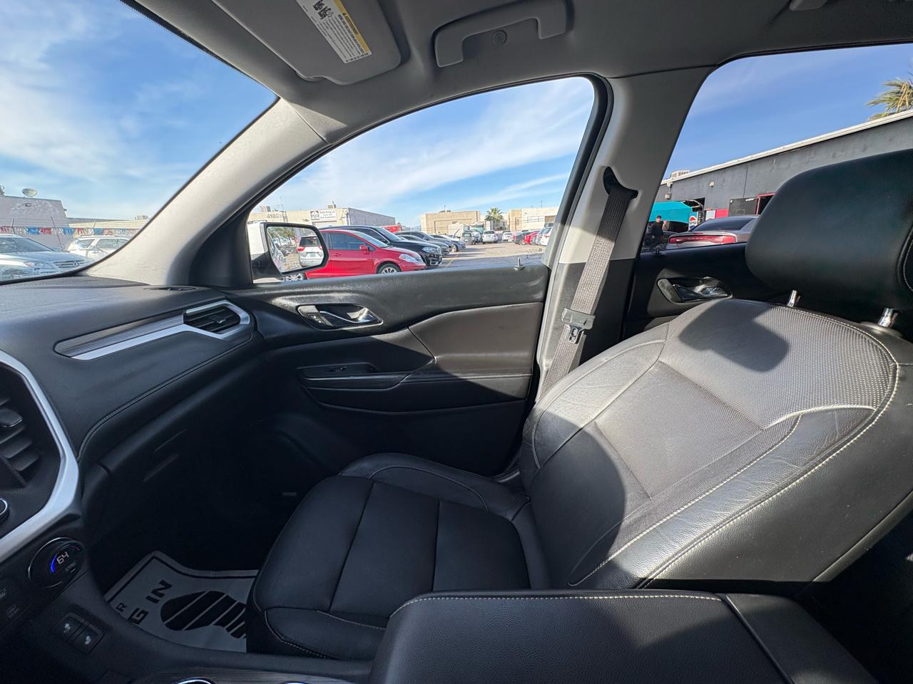 GMC Acadia FWD 4dr SLT w/SLT-1 2017