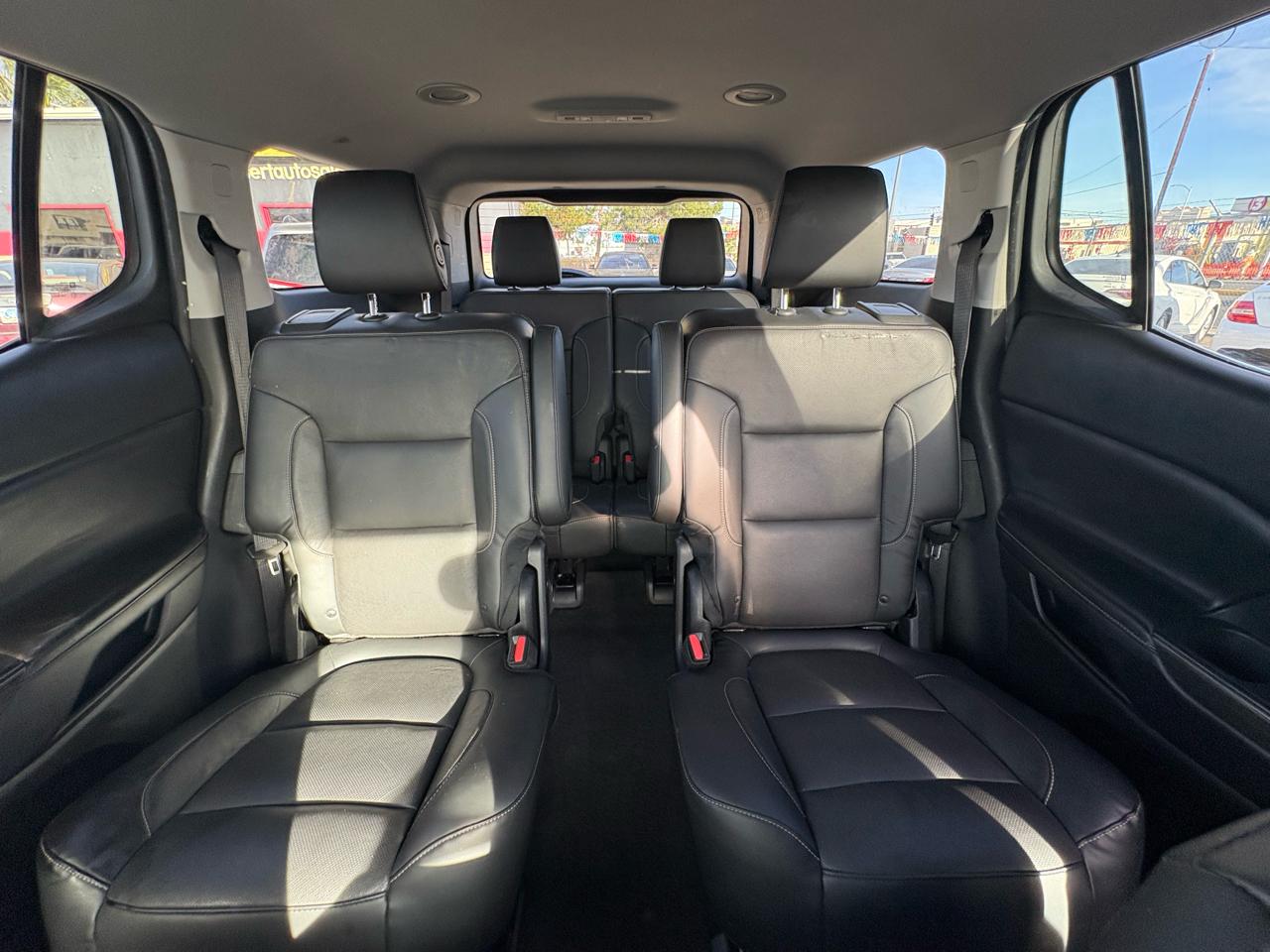 GMC Acadia FWD 4dr SLT w/SLT-1 2017