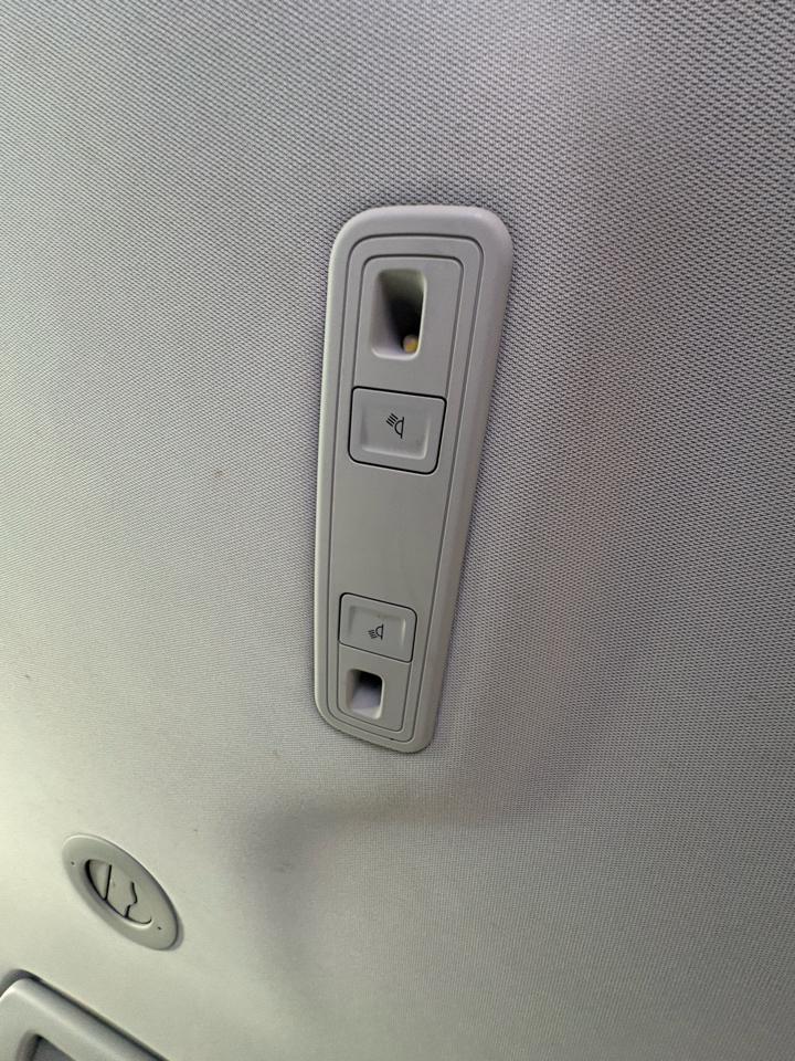 GMC Acadia FWD 4dr SLT w/SLT-1 2017