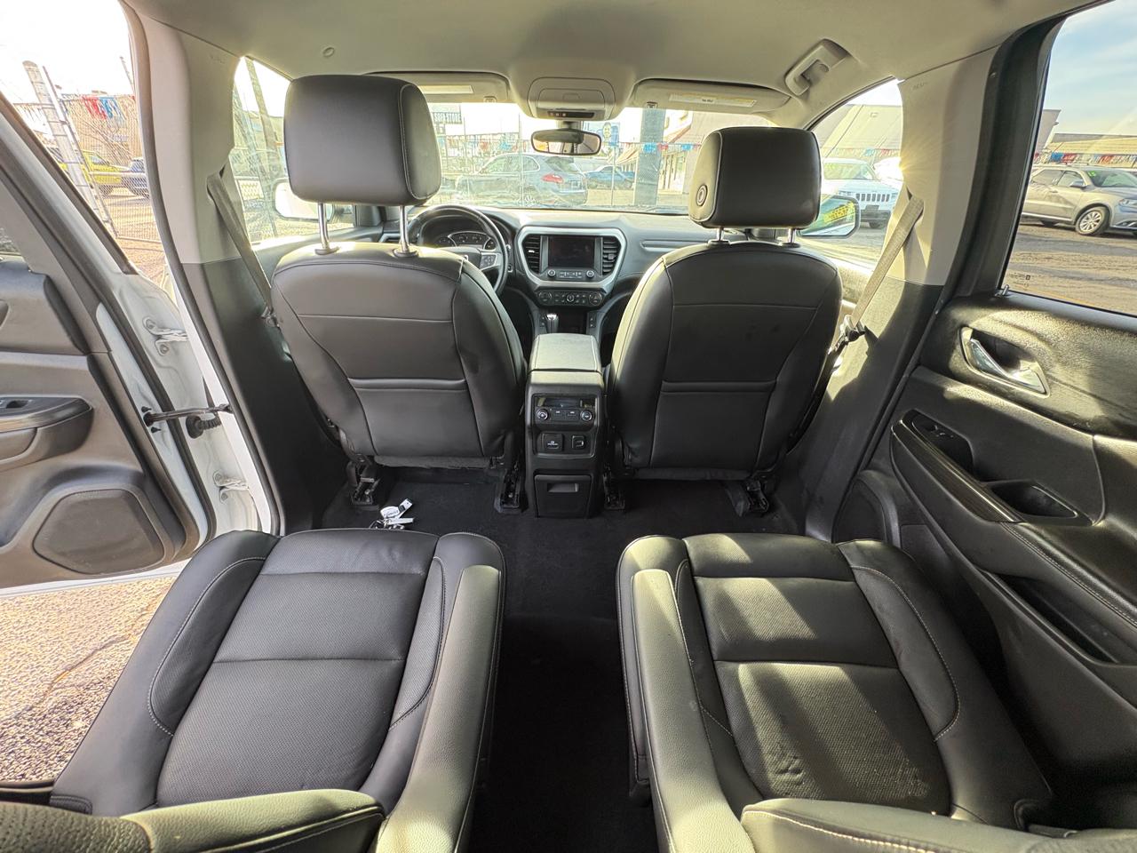 GMC Acadia FWD 4dr SLT w/SLT-1 2017