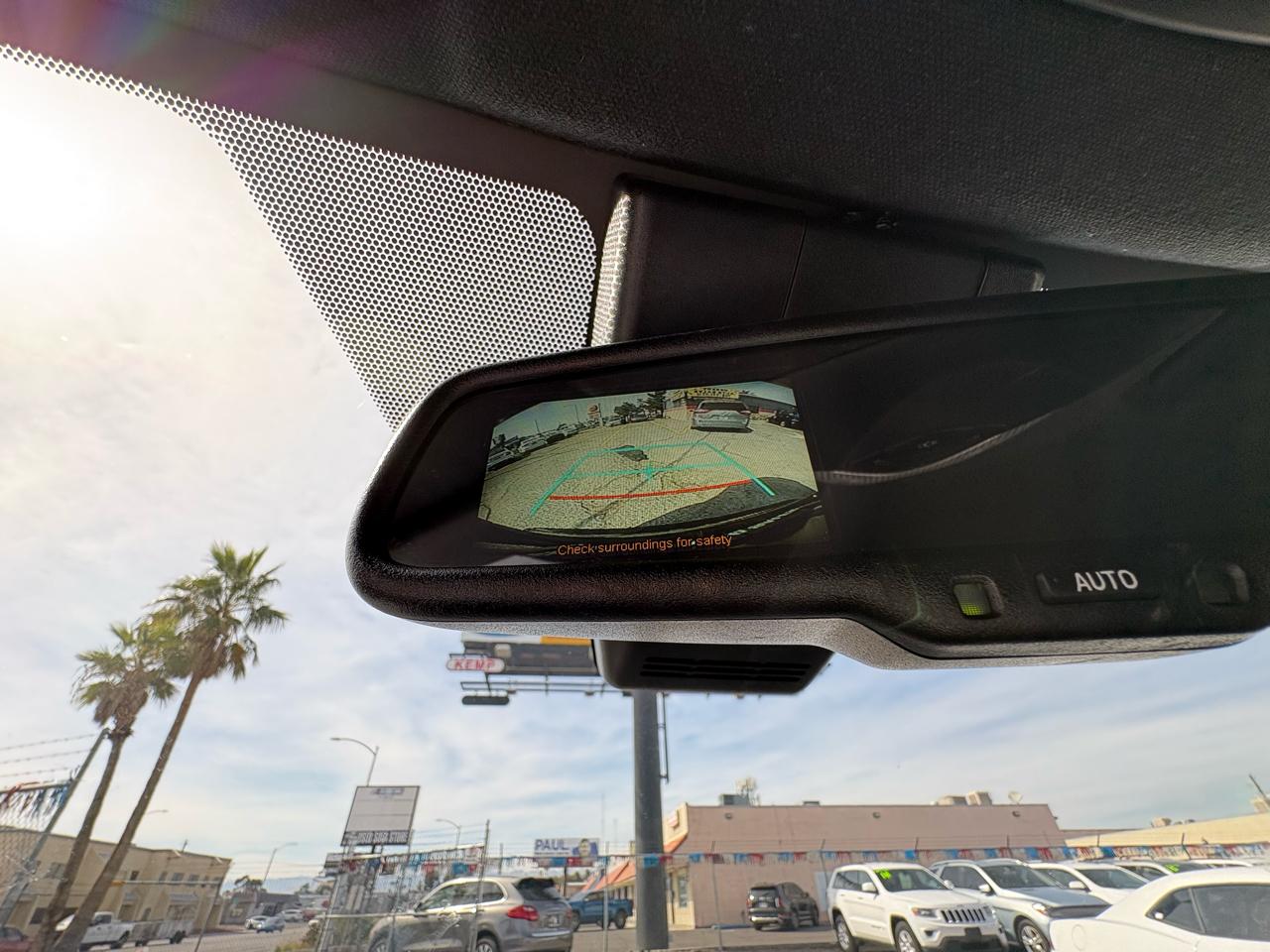 Toyota C-HR XLE FWD (Natl) 2018