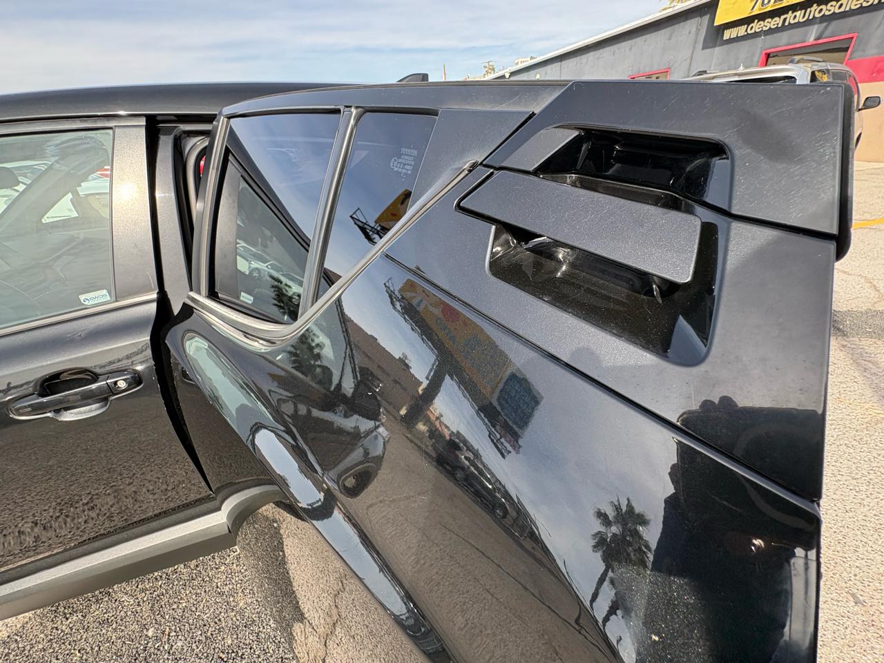 Toyota C-HR XLE FWD (Natl) 2018