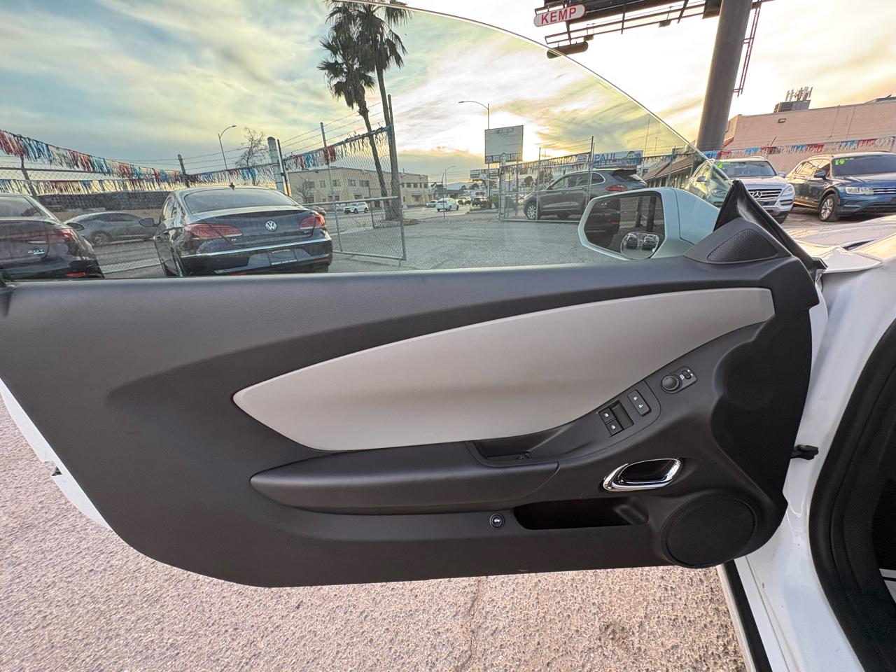 Chevrolet Camaro 2dr Cpe LS w/2LS 2015