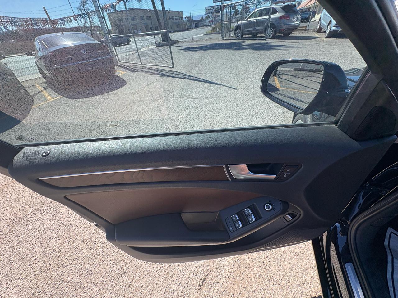 Audi A4 4dr Sdn CVT FrontTrak 2.0T Premium 2014