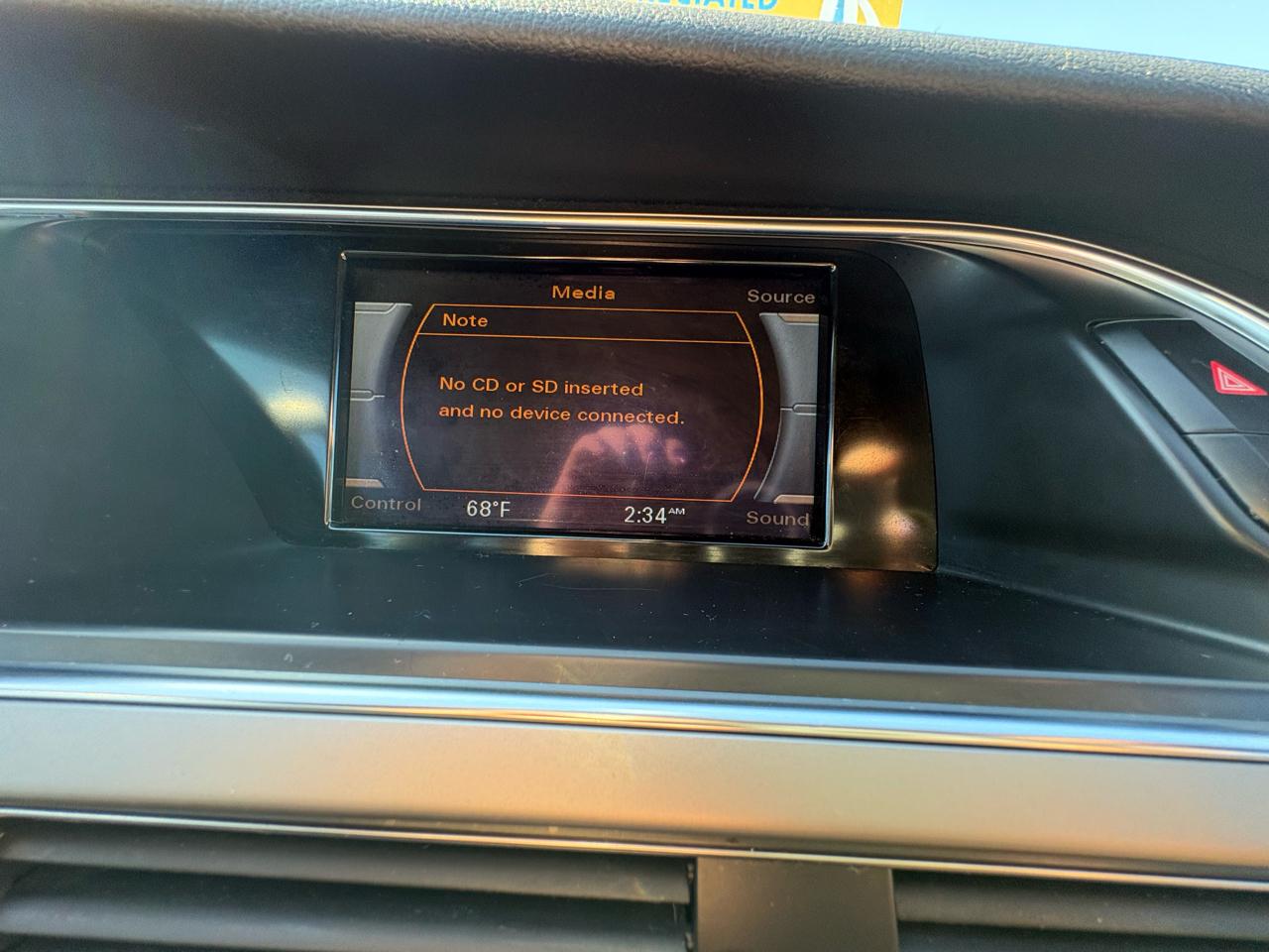 Audi A4 4dr Sdn CVT FrontTrak 2.0T Premium 2014