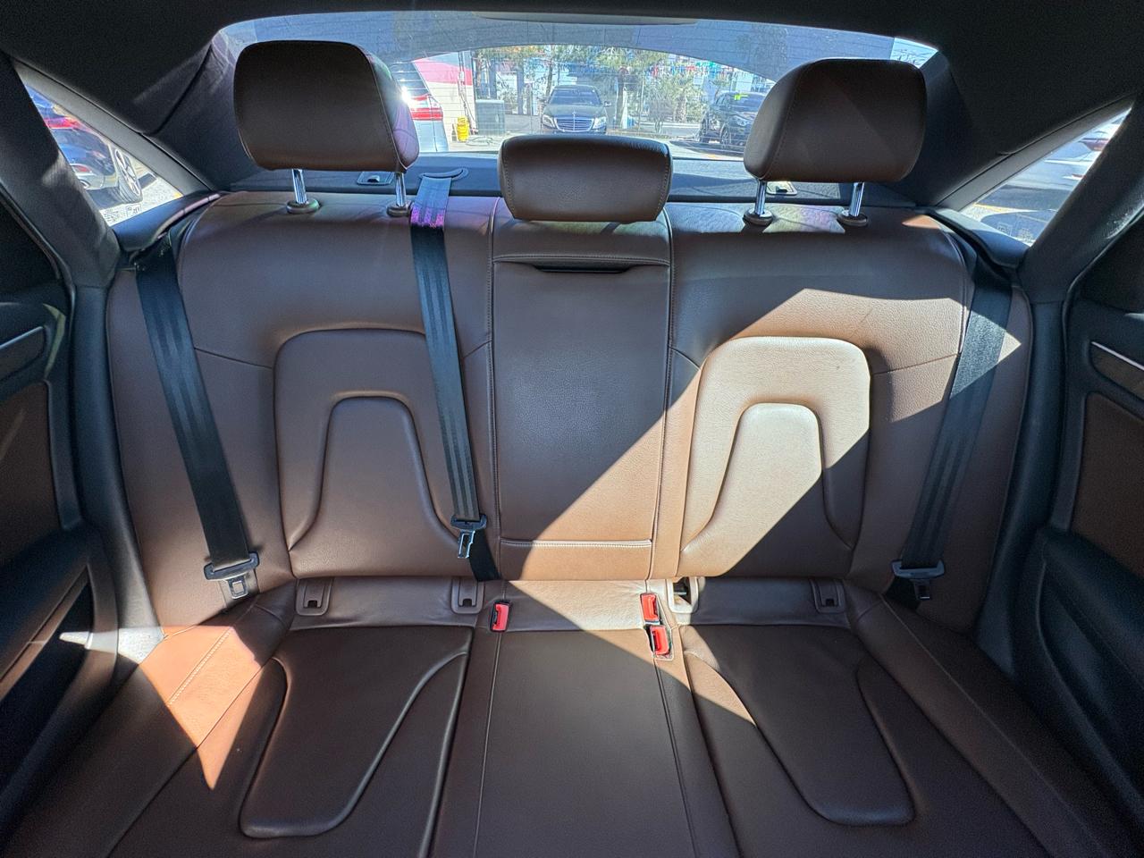 Audi A4 4dr Sdn CVT FrontTrak 2.0T Premium 2014