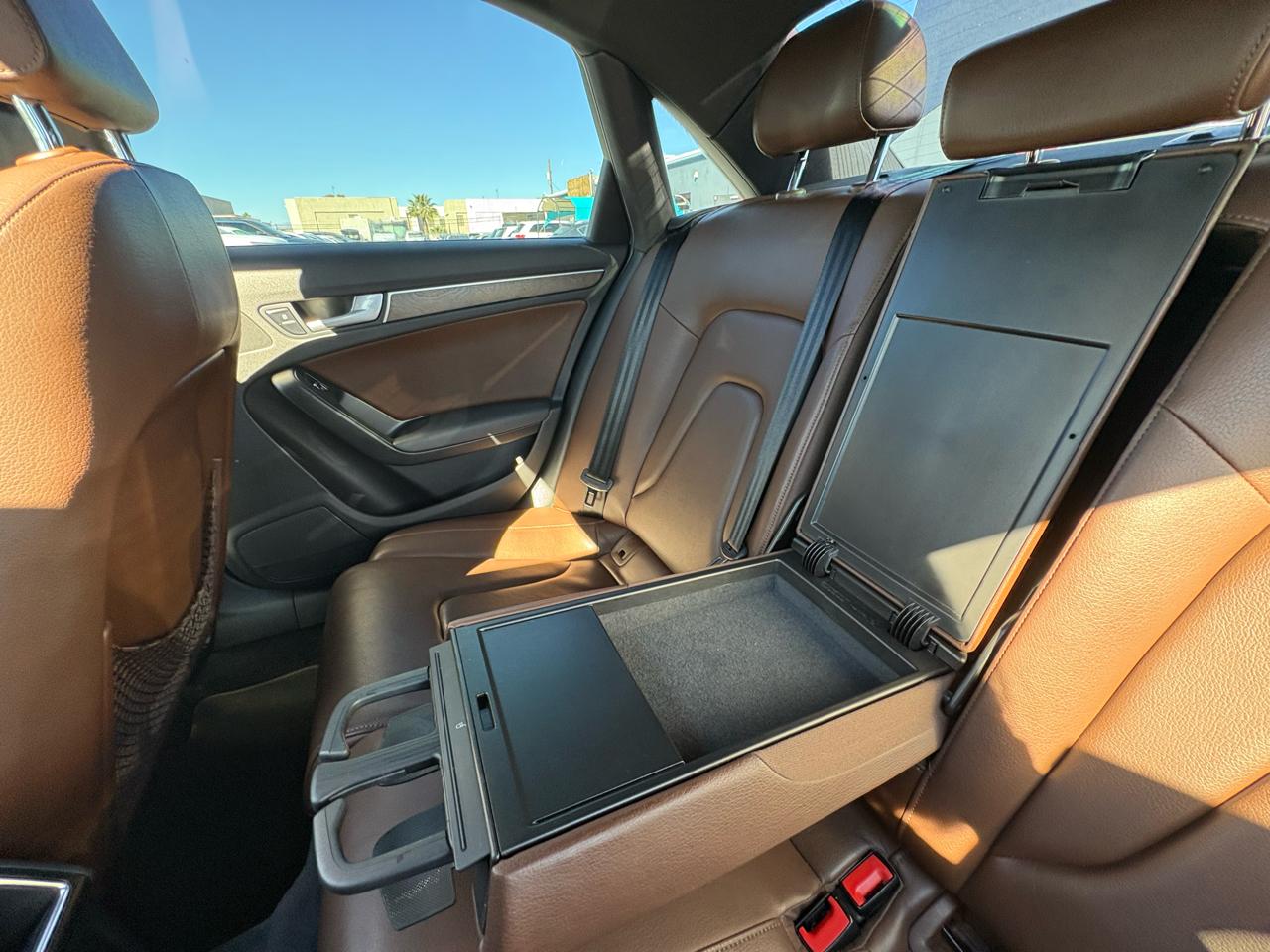 Audi A4 4dr Sdn CVT FrontTrak 2.0T Premium 2014