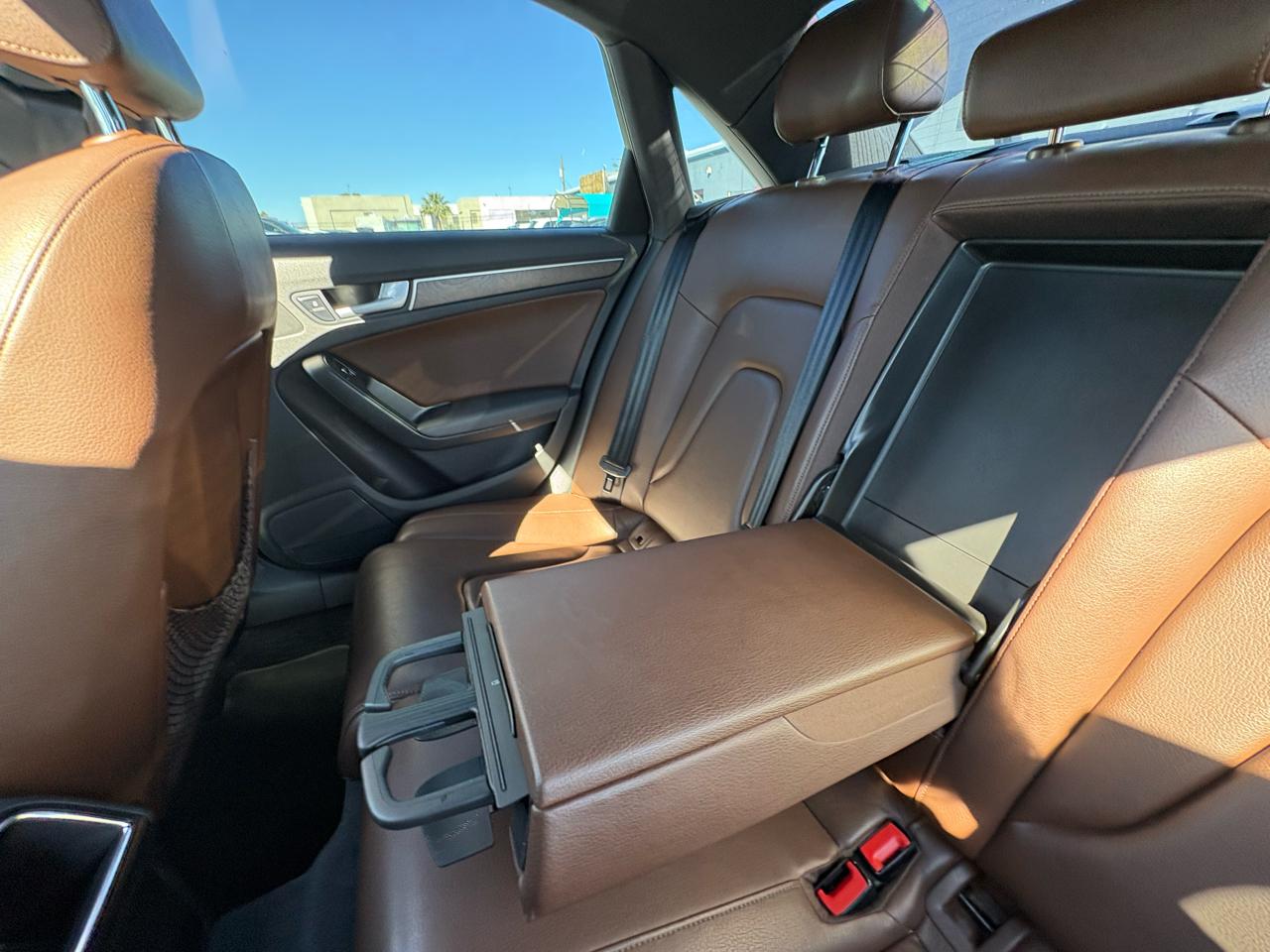 Audi A4 4dr Sdn CVT FrontTrak 2.0T Premium 2014