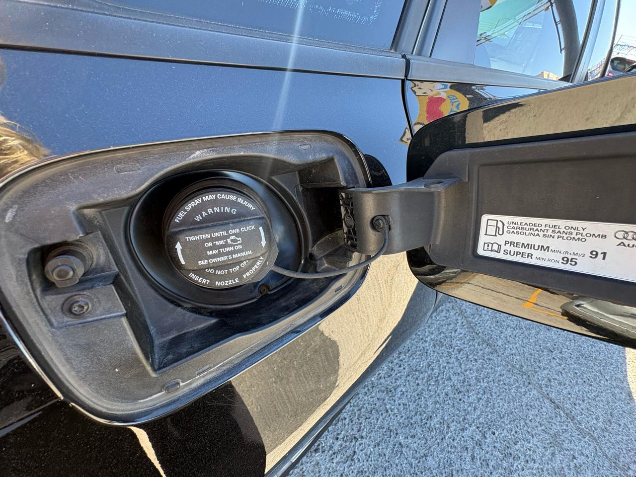 Audi A4 4dr Sdn CVT FrontTrak 2.0T Premium 2014