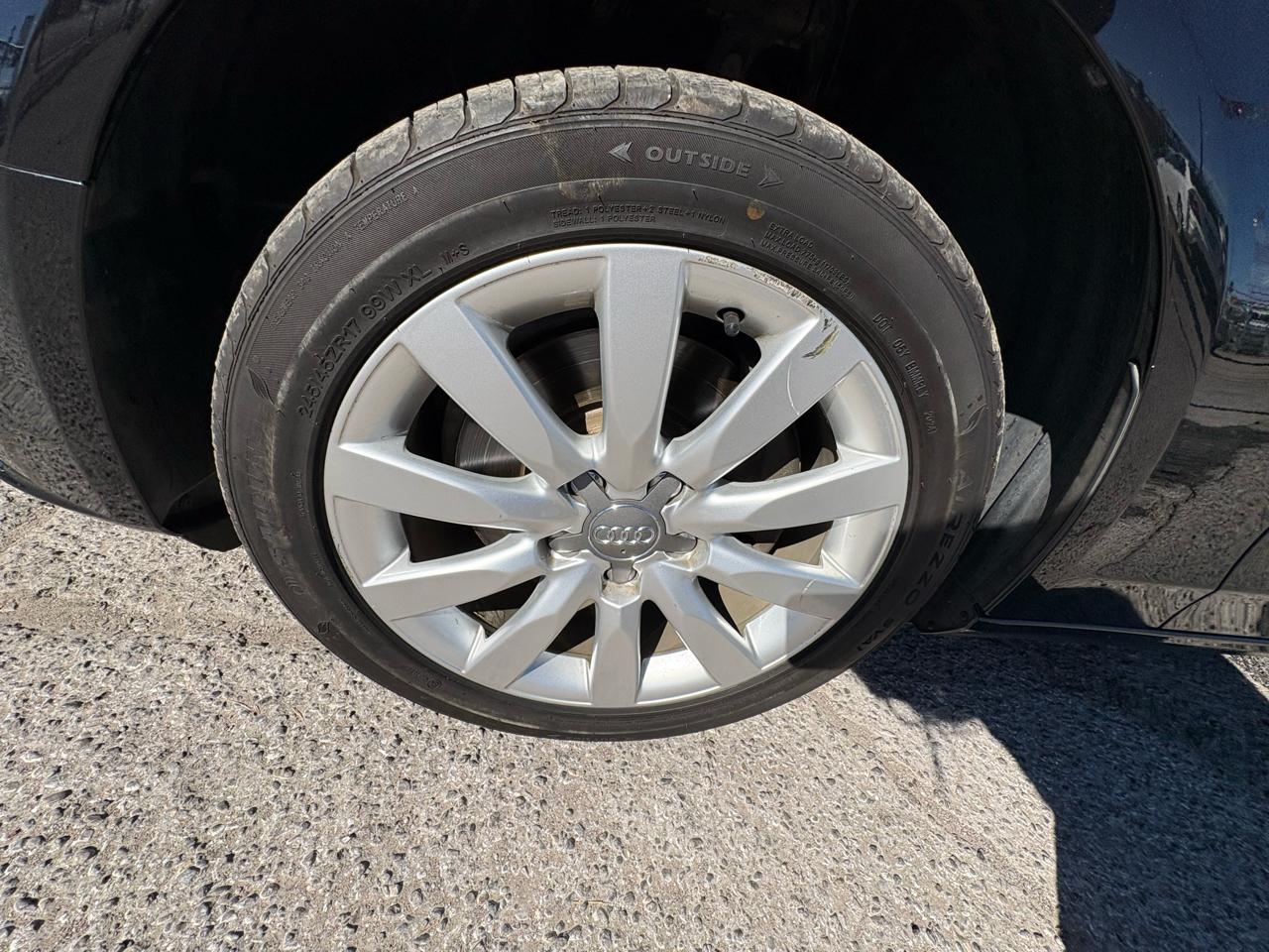 Audi A4 4dr Sdn CVT FrontTrak 2.0T Premium 2014