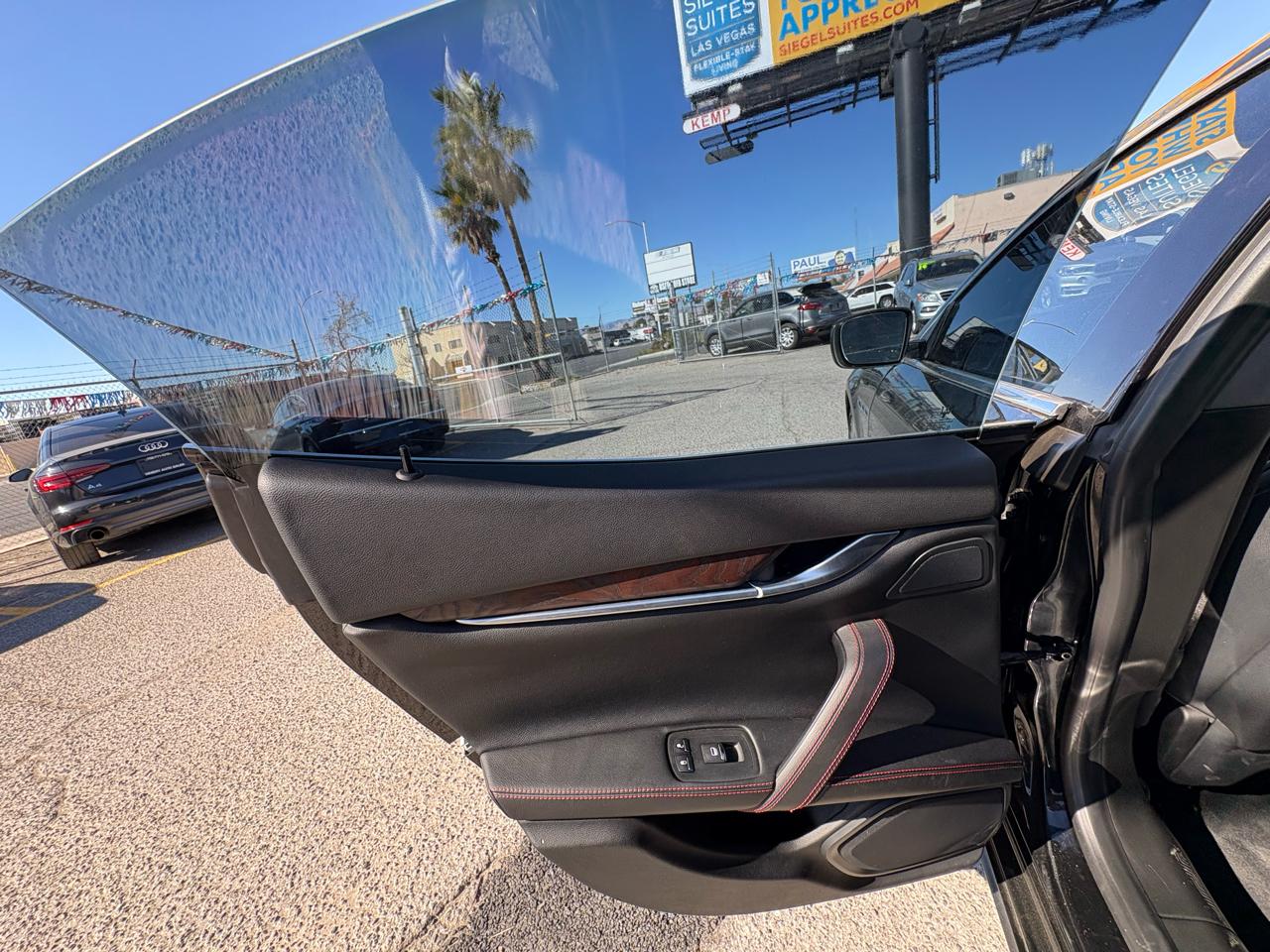 Maserati Ghibli 4dr Sdn S Q4 2015