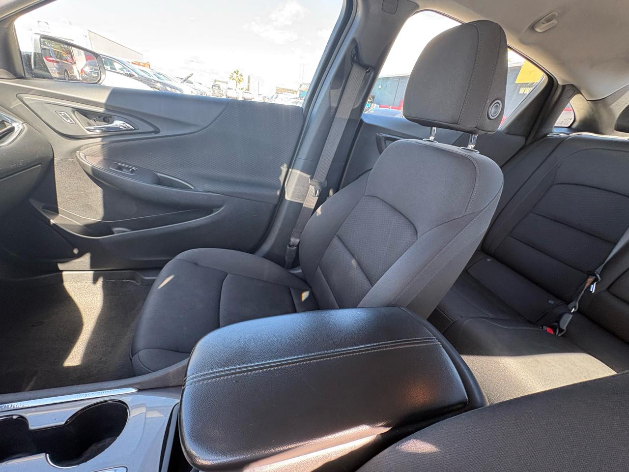 Chevrolet Malibu 4dr Sdn LT 2021