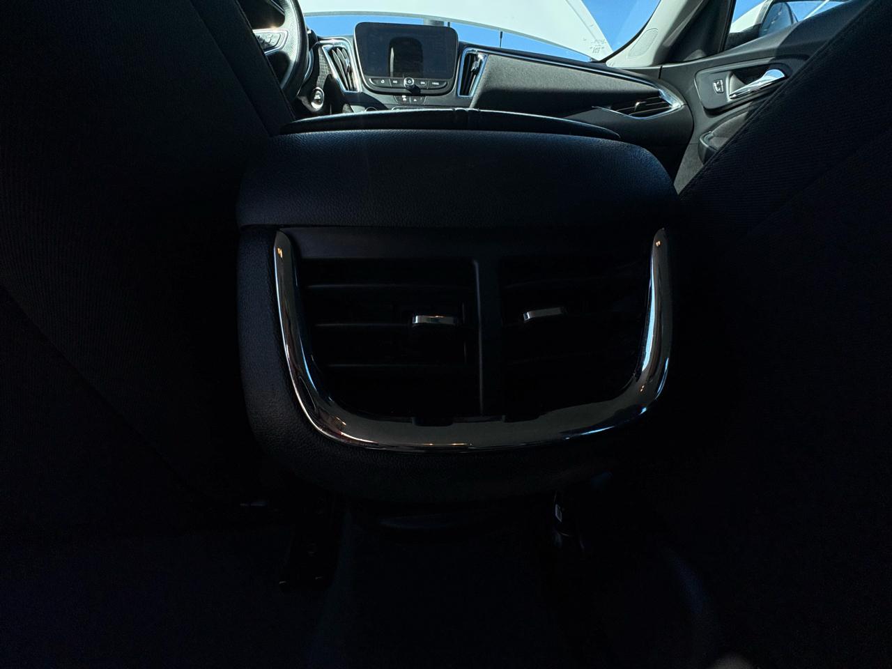 Chevrolet Malibu 4dr Sdn LT 2021