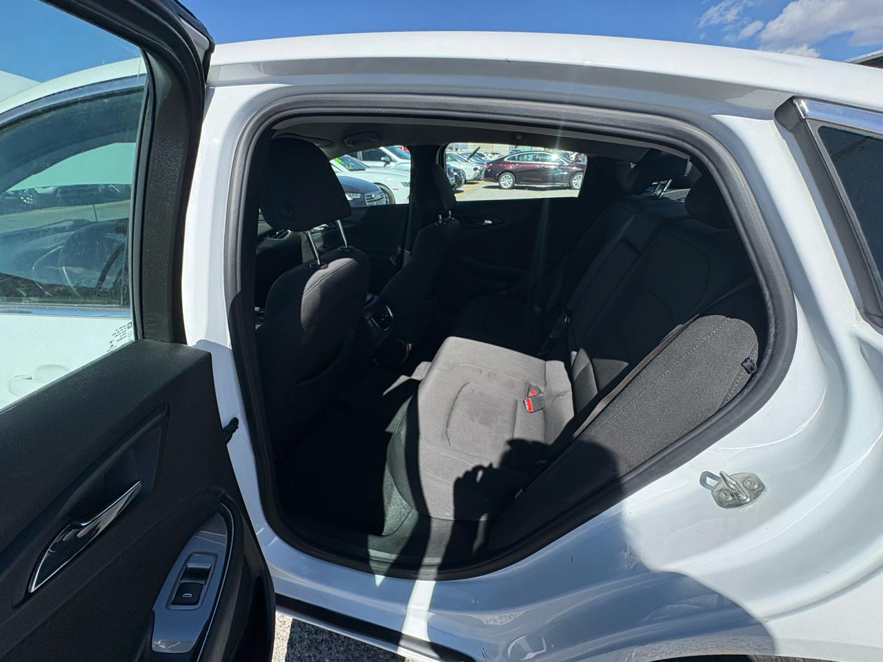 Chevrolet Malibu 4dr Sdn LT 2021