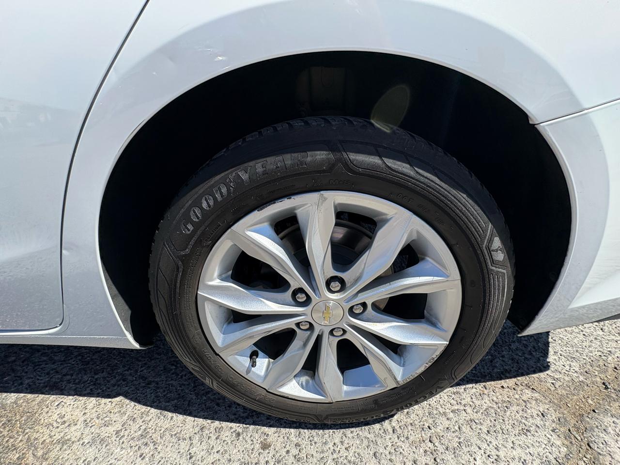 Chevrolet Malibu 4dr Sdn LT 2021