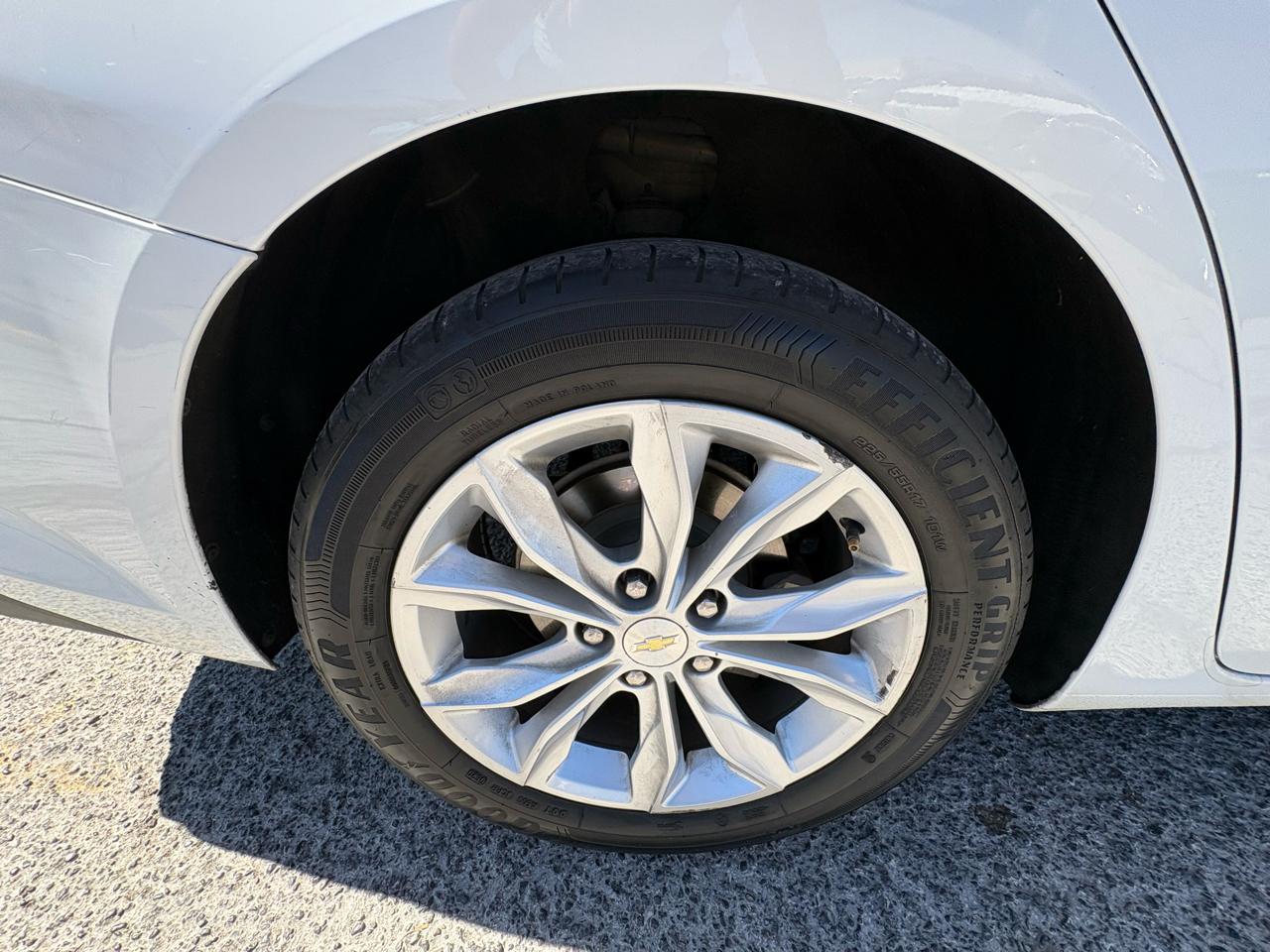 Chevrolet Malibu 4dr Sdn LT 2021