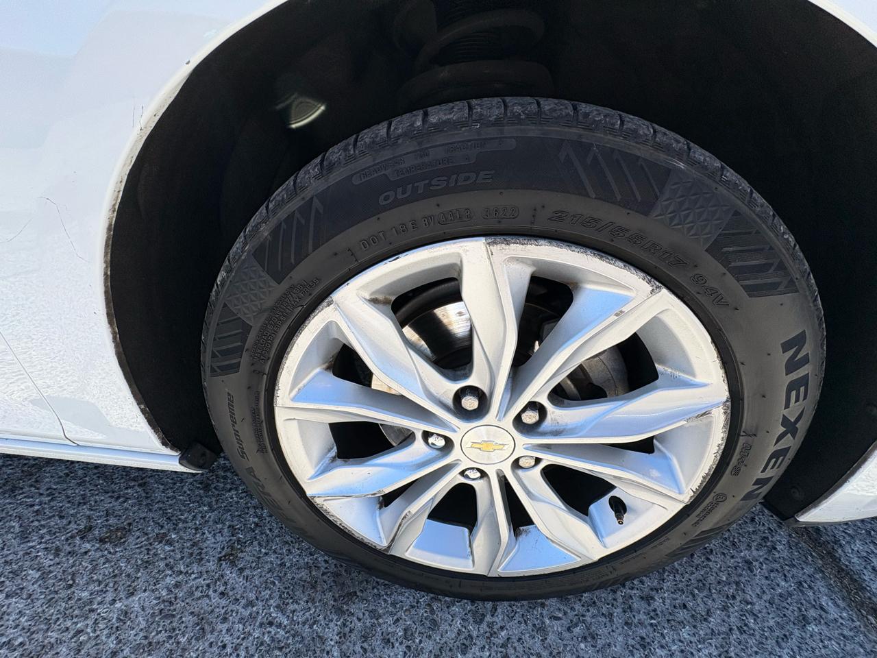 Chevrolet Malibu 4dr Sdn LT 2021