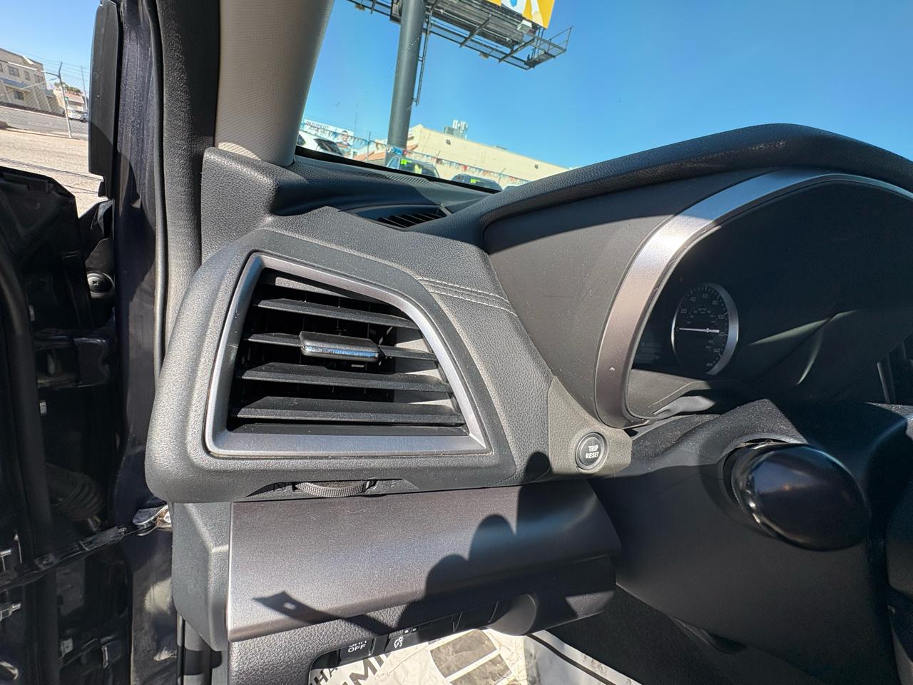 Subaru Impreza 2.0i Limited 5-door CVT 2017