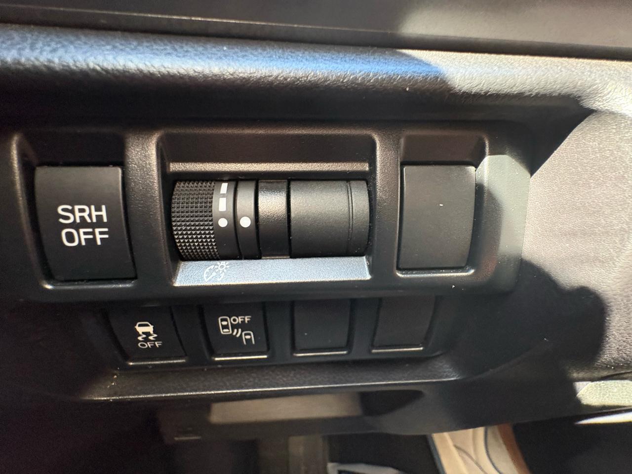 Subaru Impreza 2.0i Limited 5-door CVT 2017