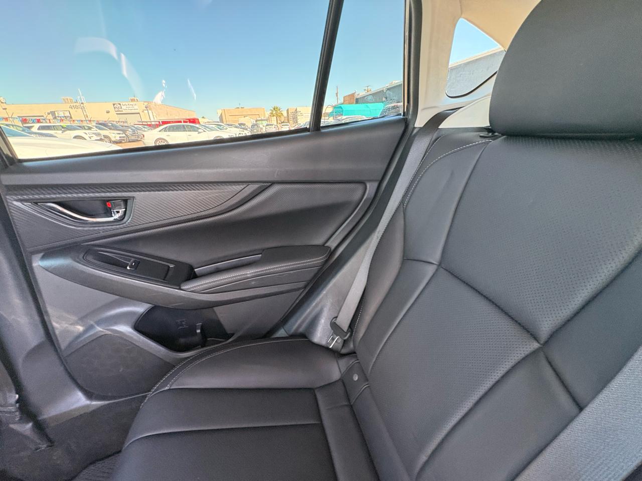 Subaru Impreza 2.0i Limited 5-door CVT 2017