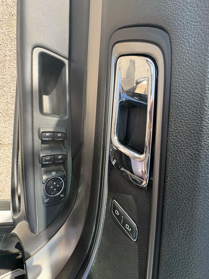 Ford Explorer XLT 4WD 2018