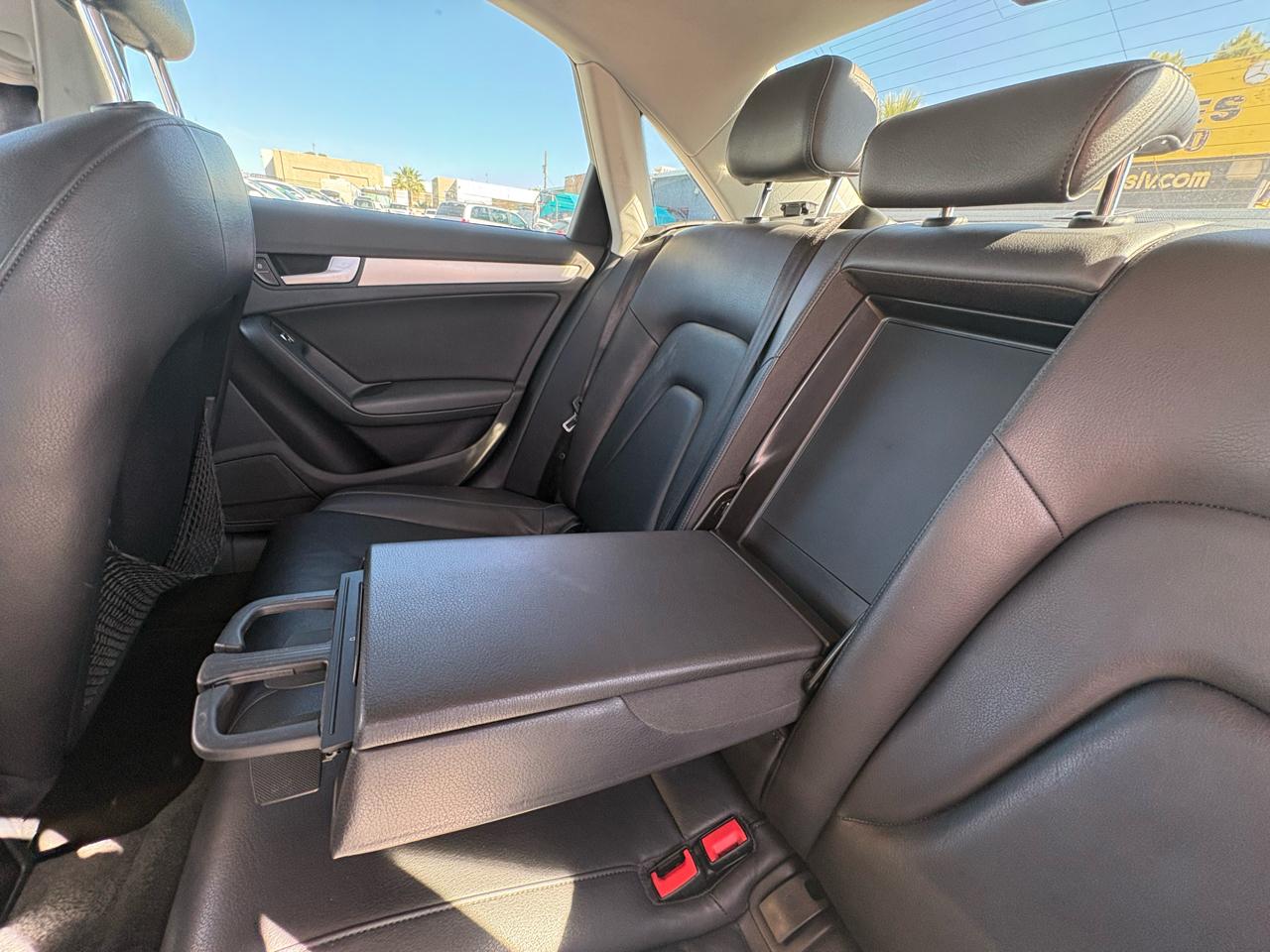 Audi A4 4dr Sdn Auto quattro 2.0T Premium 2015