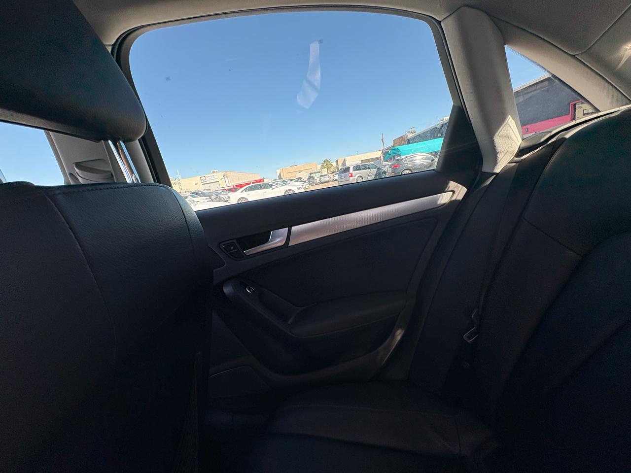 Audi A4 4dr Sdn Auto quattro 2.0T Premium 2015