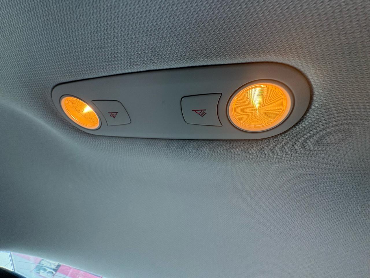 Audi A4 4dr Sdn Auto quattro 2.0T Premium 2015