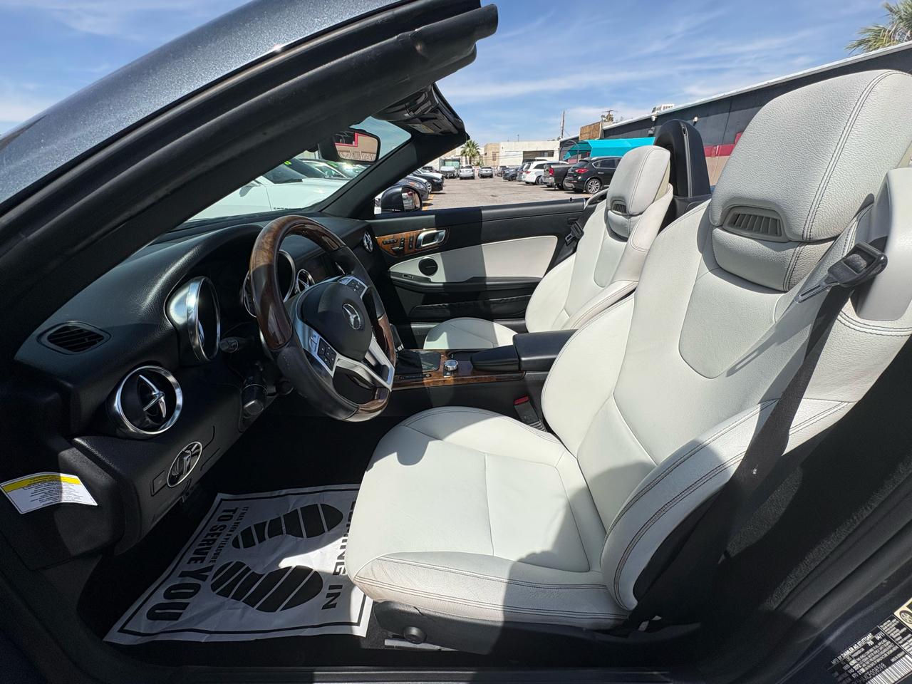 Mercedes-Benz SLK-Class 2dr Roadster SLK 350 2012