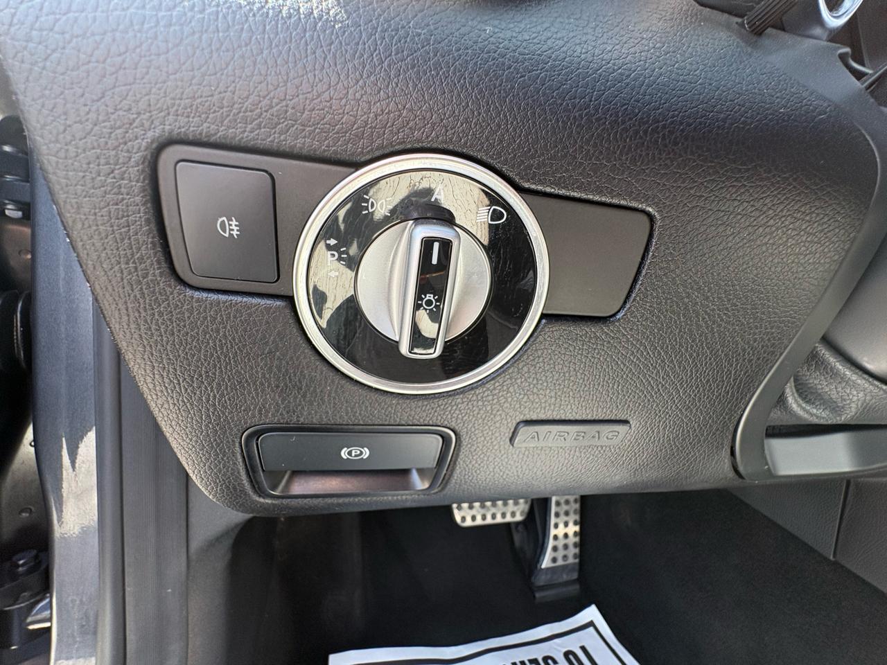 Mercedes-Benz SLK-Class 2dr Roadster SLK 350 2012