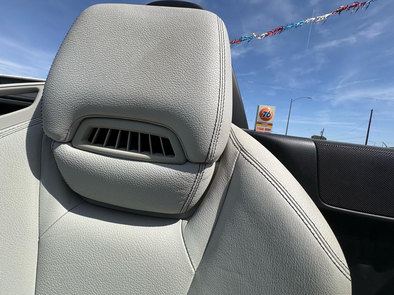 Mercedes-Benz SLK-Class 2dr Roadster SLK 350 2012