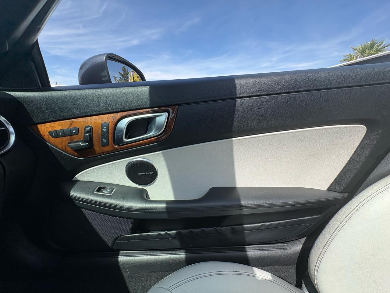 Mercedes-Benz SLK-Class 2dr Roadster SLK 350 2012