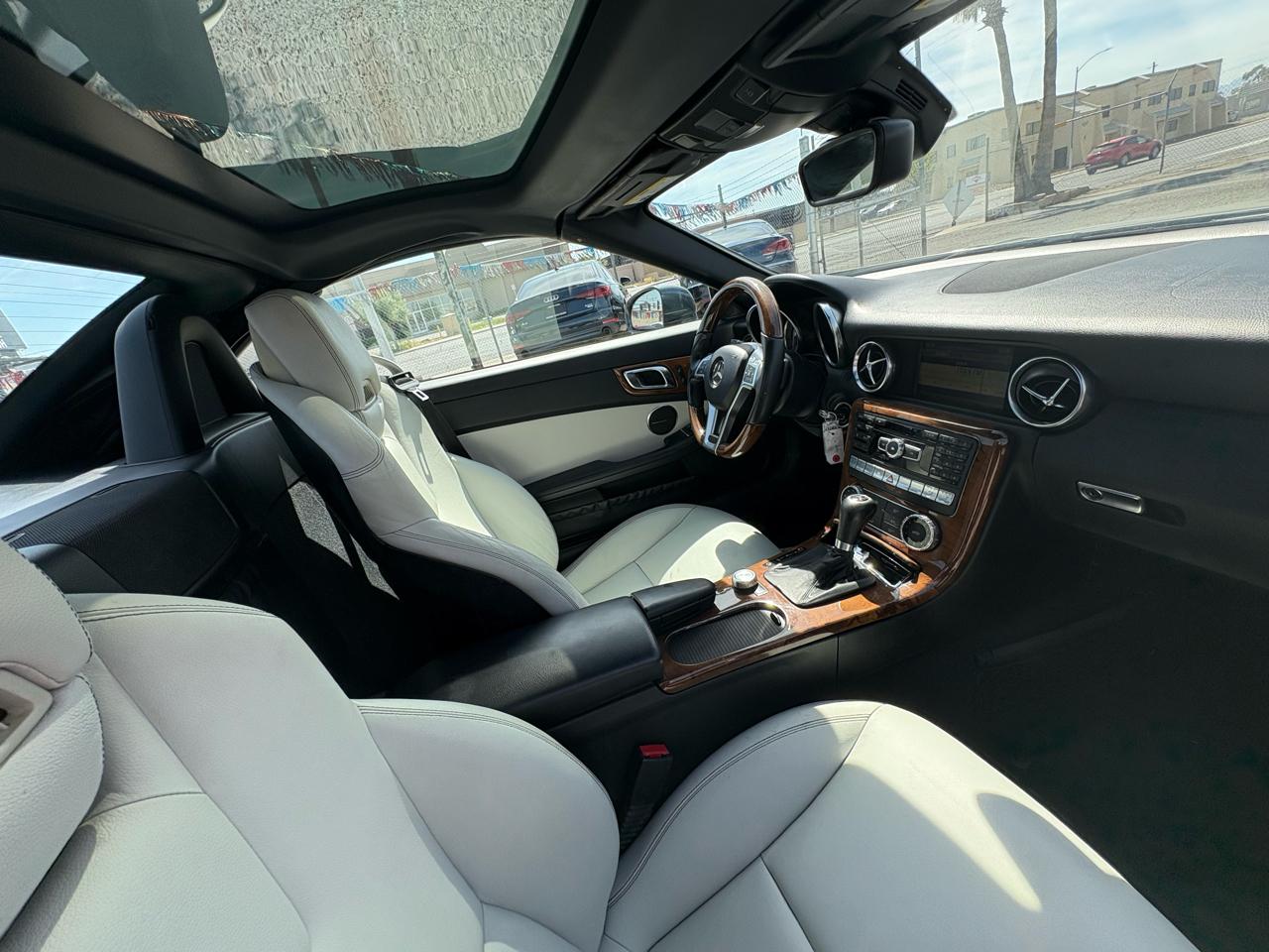 Mercedes-Benz SLK-Class 2dr Roadster SLK 350 2012