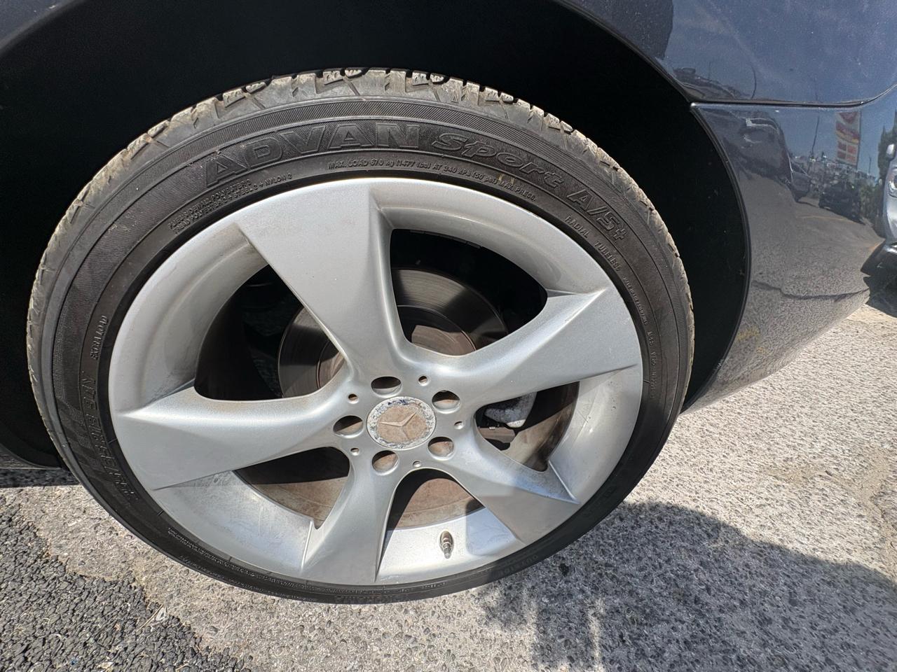 Mercedes-Benz SLK-Class 2dr Roadster SLK 350 2012