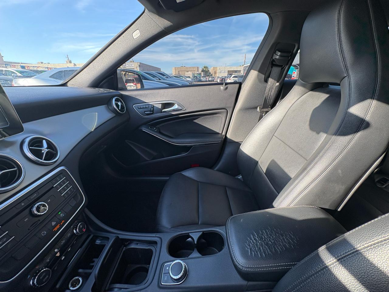 Mercedes-Benz CLA-Class 4dr Sdn CLA 250 FWD 2015