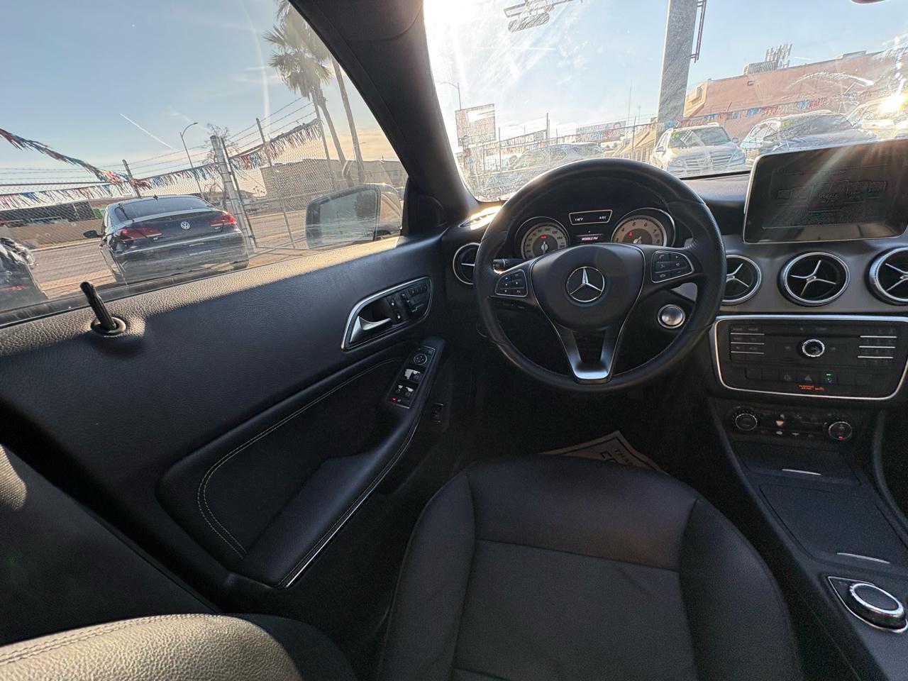 Mercedes-Benz CLA-Class 4dr Sdn CLA 250 FWD 2015