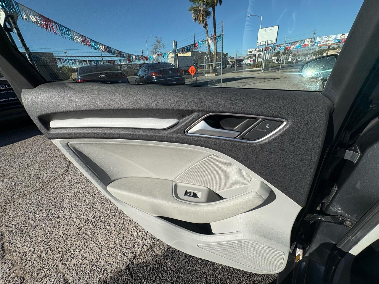 Audi A3 4dr Sdn FWD 1.8T Premium 2016