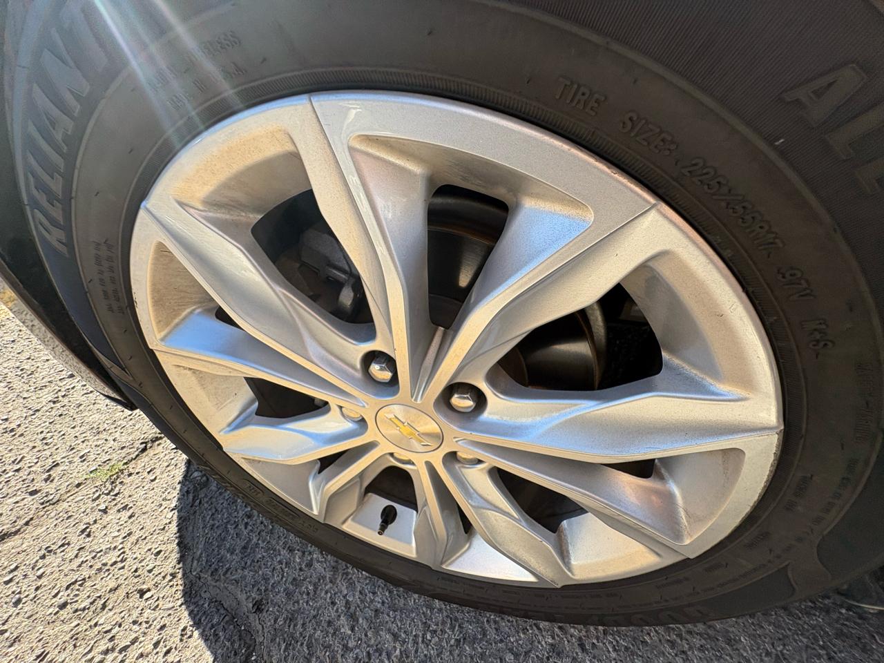 Chevrolet Malibu 4dr Sdn LT 2020