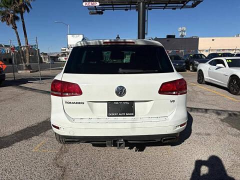 Volkswagen Touareg 4dr 3.6L Sport w/Nav 2014