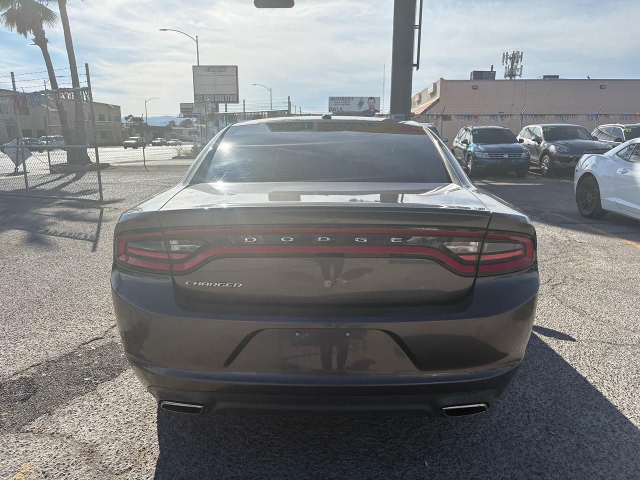 Dodge Charger 4dr Sdn SE RWD 2015