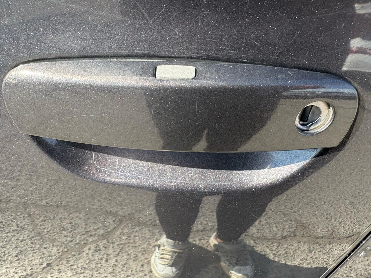 Dodge Charger 4dr Sdn SE RWD 2015