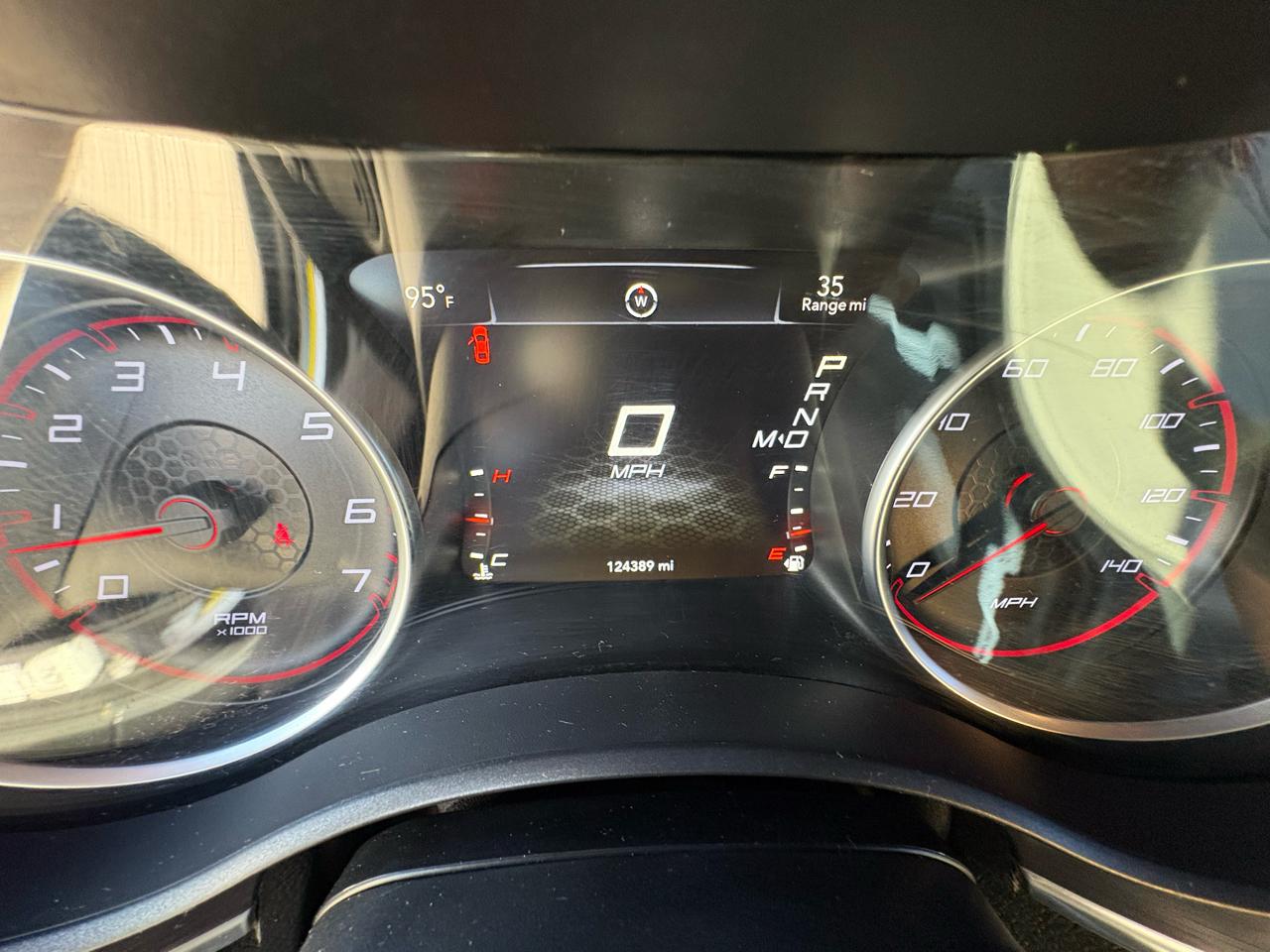 Dodge Charger 4dr Sdn SE RWD 2015