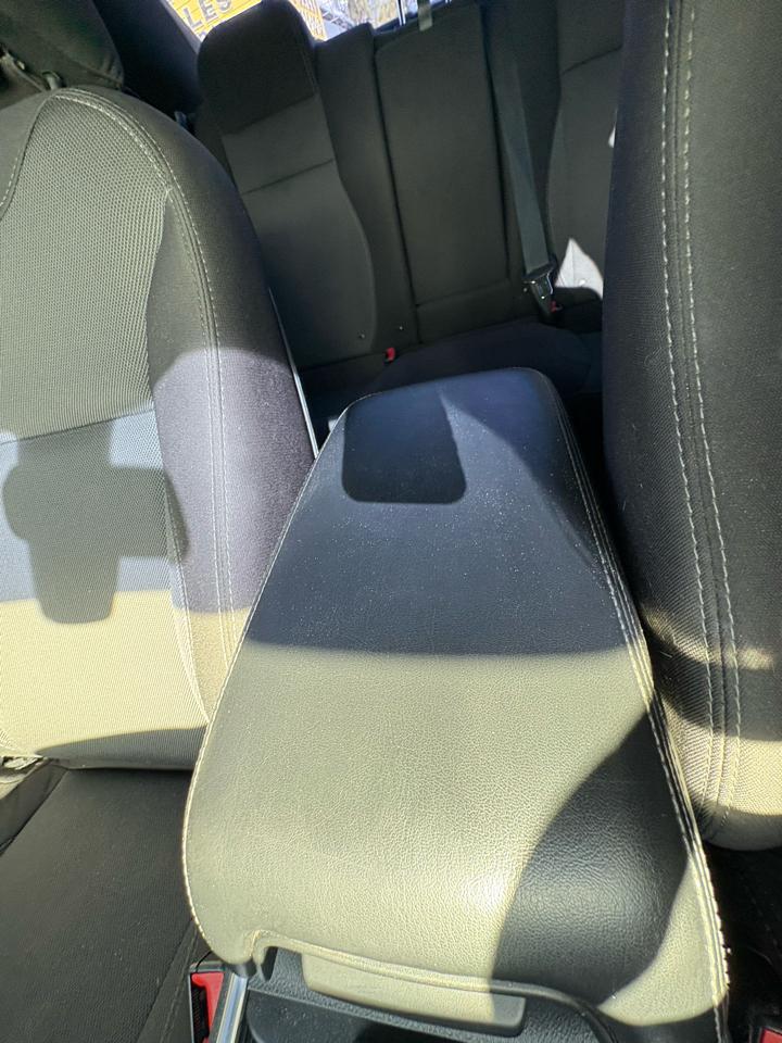 Dodge Charger 4dr Sdn SE RWD 2015